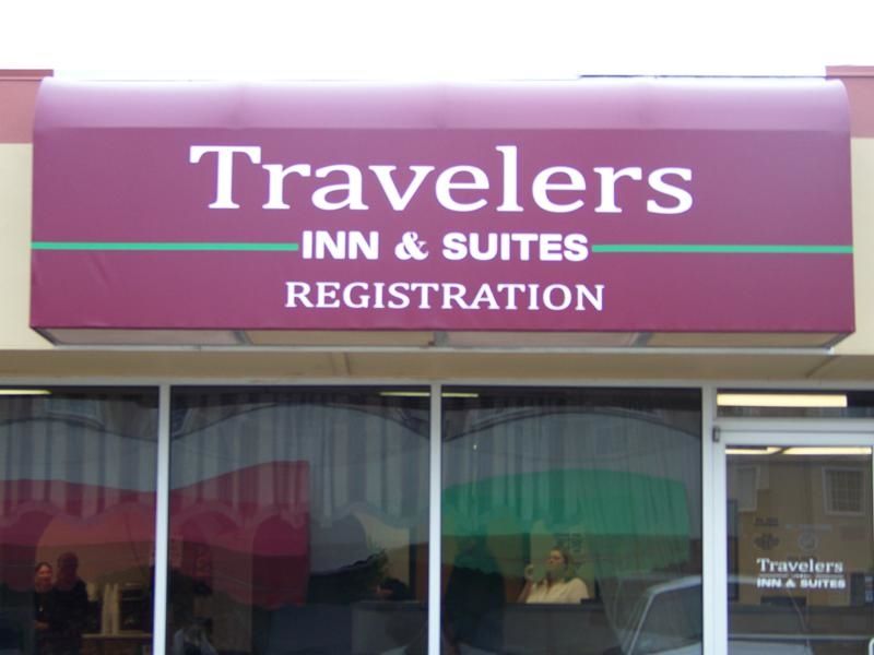 Travelers And 2*